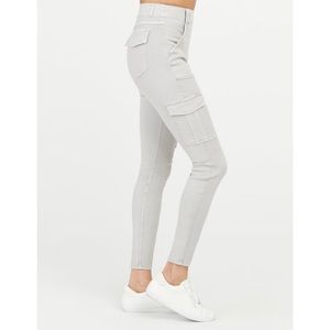 NEW Spanx Stretch Twill Ankle Cargo Pants